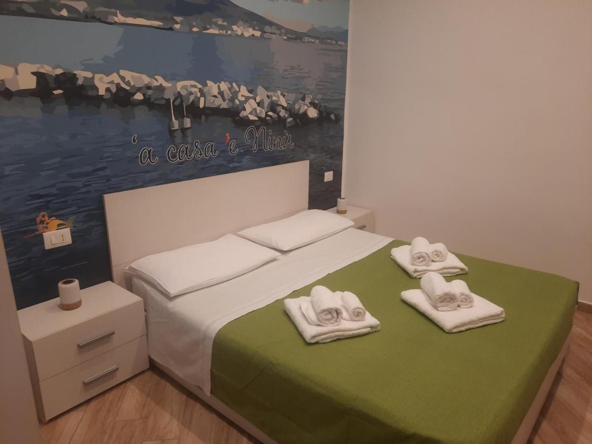 'A Casa 'E Ninu Casa Vacanze Naples Exterior photo