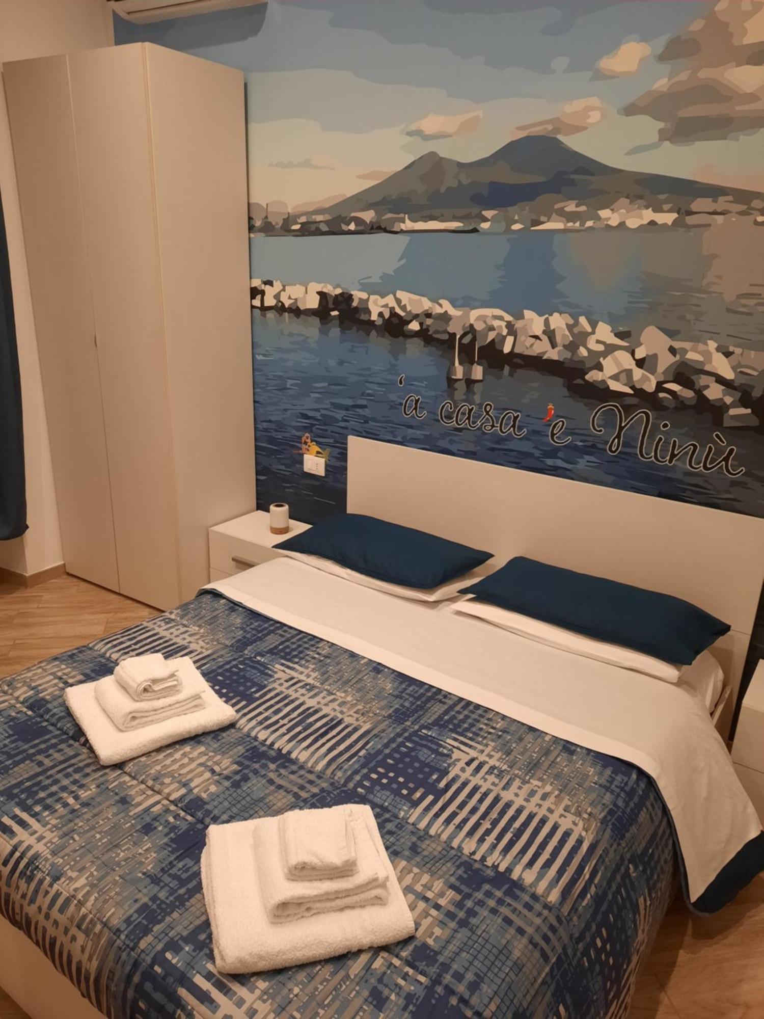 'A Casa 'E Ninu Casa Vacanze Naples Exterior photo